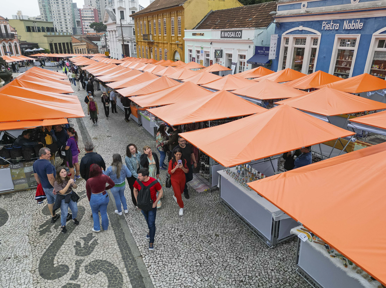 Guia Nomade Largo da ordem 6